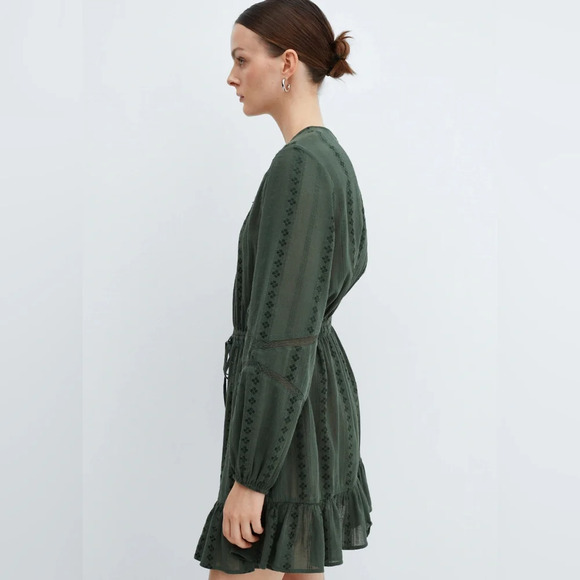 Mango [4] Puff-sleeved embroidered dress - Picture 3 of 7
